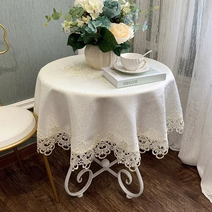 Avelena | Victorian Lace Dreams Tischdecke