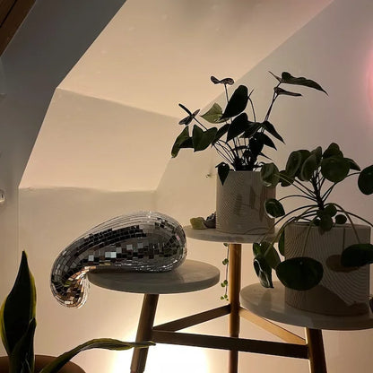 Avelena | Lunar - Disco Melt | Futuristische Künstlerische Beleuchtungslösung