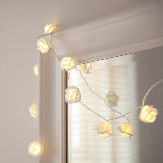 Avelena | 30er LED Rosen Lichterkette  warmweiß