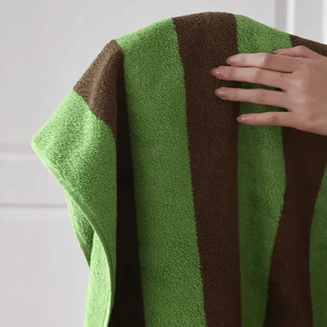 Avelena | Retro Streifen Handtuch (Chunky)