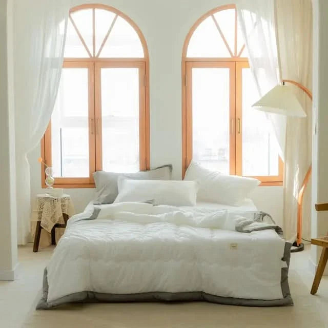 Avelena | ComfyLux - Premium-Leichtgewicht-Decke