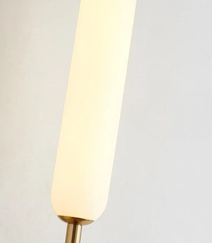 Avelena | AuraGold – Elegante Gold Wandlampe für LED-Beleuchtung