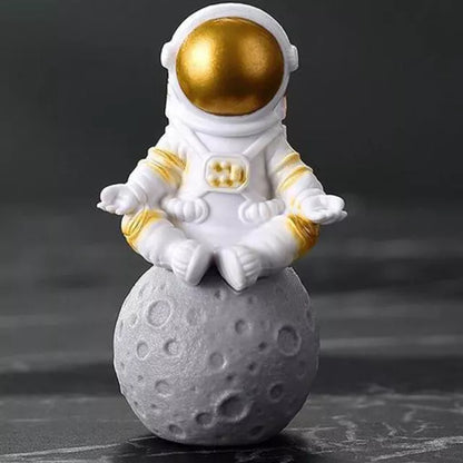 Avelena | Harz-Astronaut-Figur Statue Raumfahrer Skulptur Pädagogisches Spielzeug Schreibtisch-Dekoration Astronaut-Modell Für Kinder Geschenk