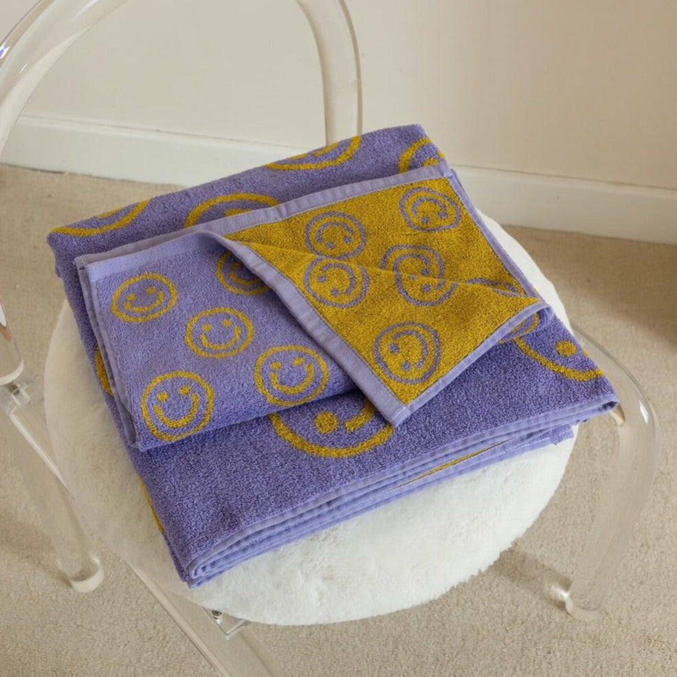 Avelena | Doppelseitiges Smiley Handtuch