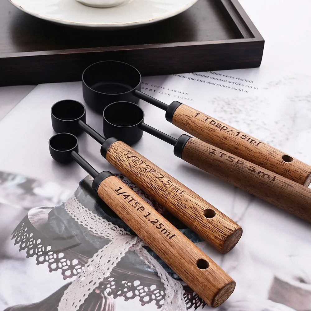 Avelena | Lyra Messbecher & Löffel Set