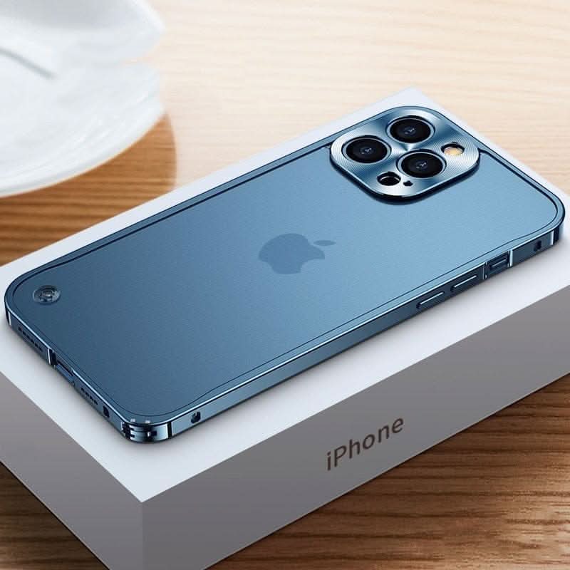 Avelena | Aluminium-Metallgehäuse mit Polycarbonatrückseite für iPhone
