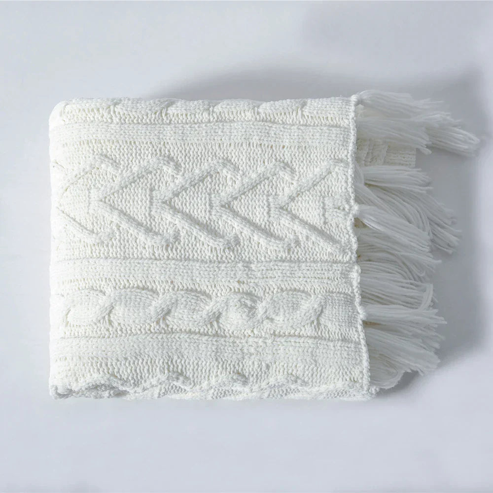 Avelena | Blanket Luxe Chenille Decke mit Herzfransen