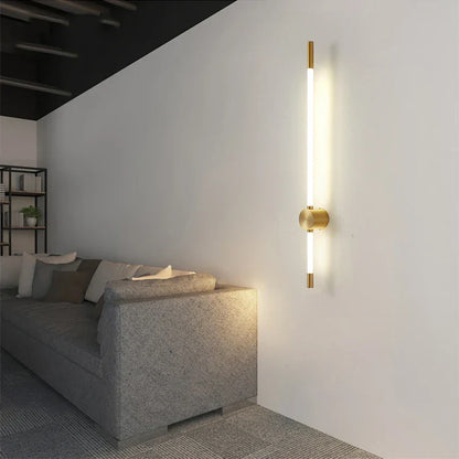 Avelena | AstraBeam – Vertikale LED-Wandlampe für moderne Innenräume