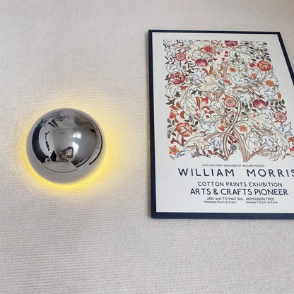 Avelena | AuroraLume – Nordic Wandleuchte aus Aluminium und Acryl