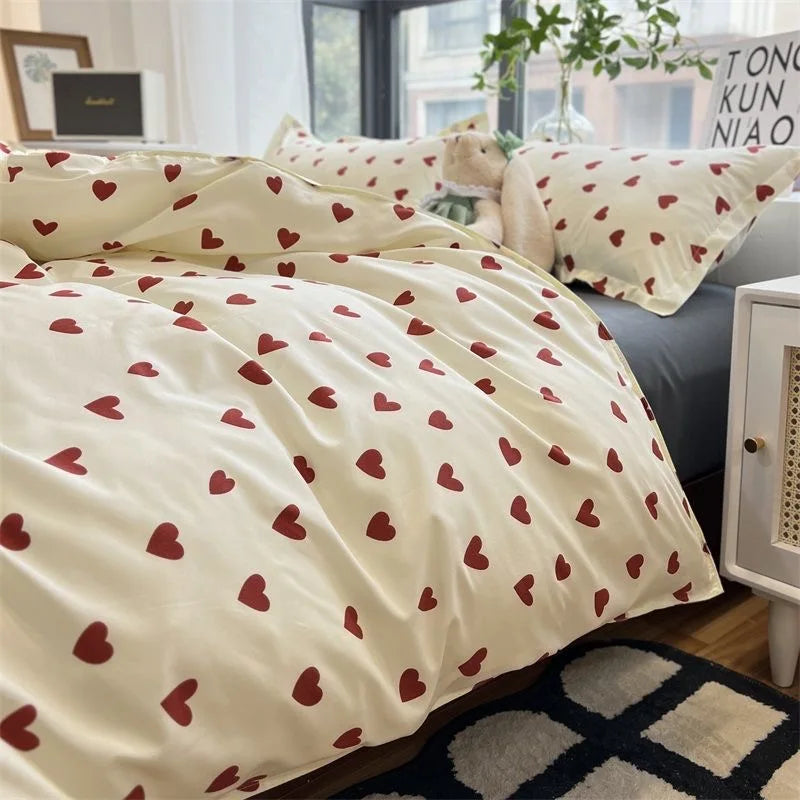Avelena | CozyLove | Zwillings-, Full- & Queen-Bettbezug-Set – Weiche koreanische Bettwäsche mit Herzdesign