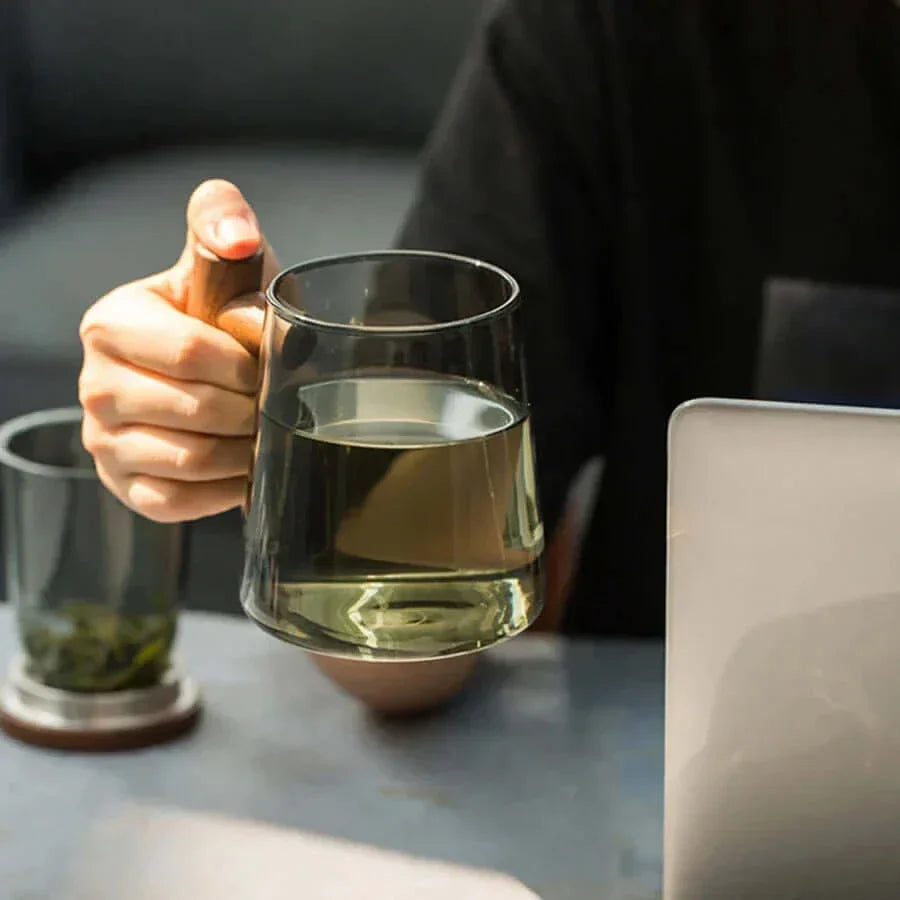 Avelena | Ultramoderne Glas-Teetasse mit Filter und Deckel