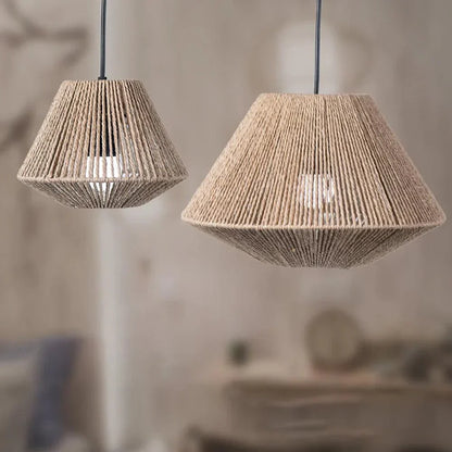 Avelena | RotaBeam - Robuste Holzdeckenlampe