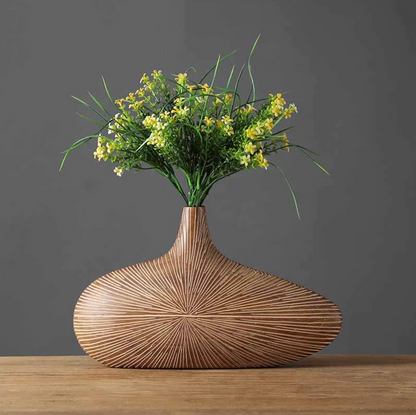 Avelena | ClayAura Sahara Skulpturierte Vase | Handgefertigt | Moderne Deko für Zuhause | Elegantes Design