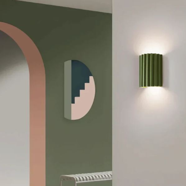 Avelena | Zeitgenössische Harzwandlampe | Beidseitige Lichtdiffusion & Ideal für moderne Wohnräume, Schlafzimmer, Flure