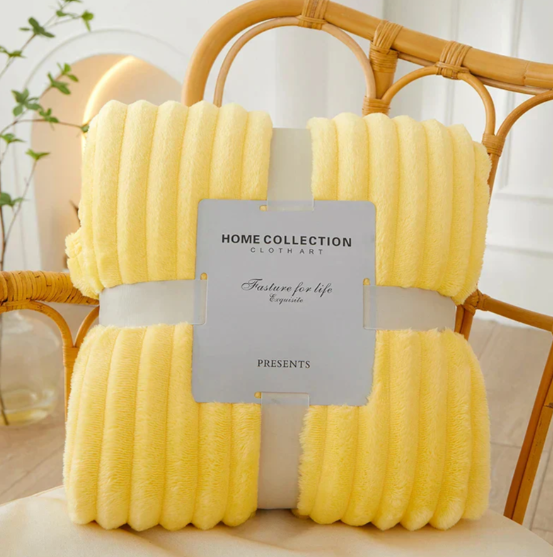 Avelena | Breitgestreifte Flanell-Fleece-Decke