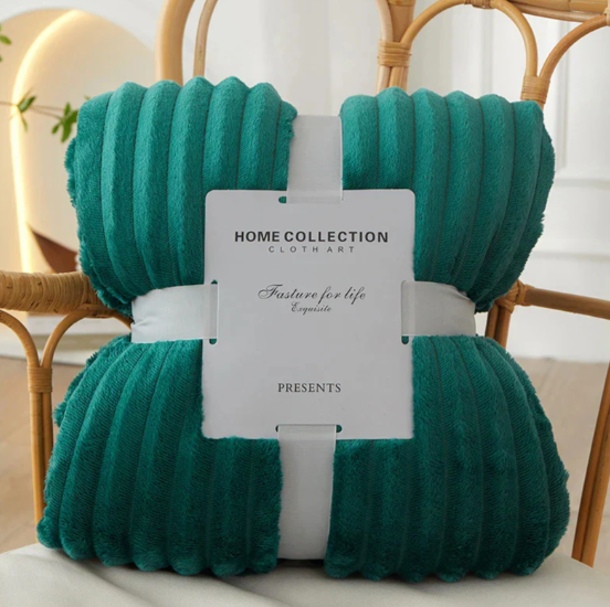 Avelena | Breitgestreifte Flanell-Fleece-Decke