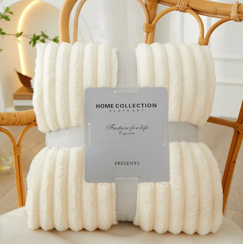 Avelena | Breitgestreifte Flanell-Fleece-Decke