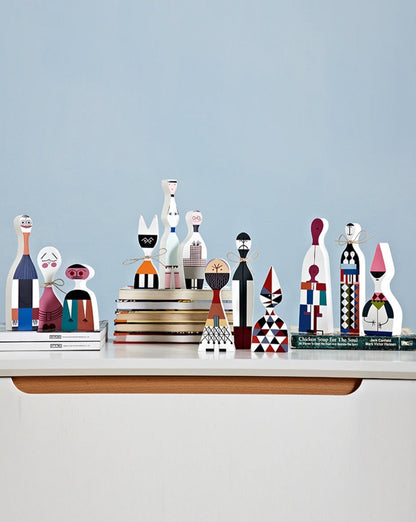 Avelena | Handgefertigte Holzfiguren