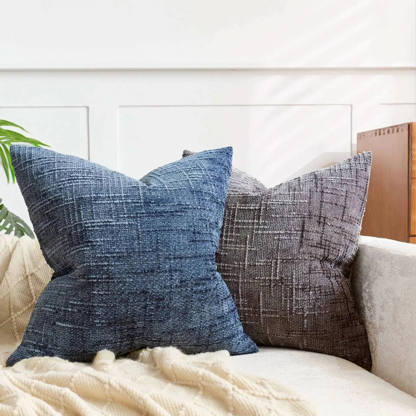 Avelena | Chenille Wurfkissenbezug Bambustextur einfarbig