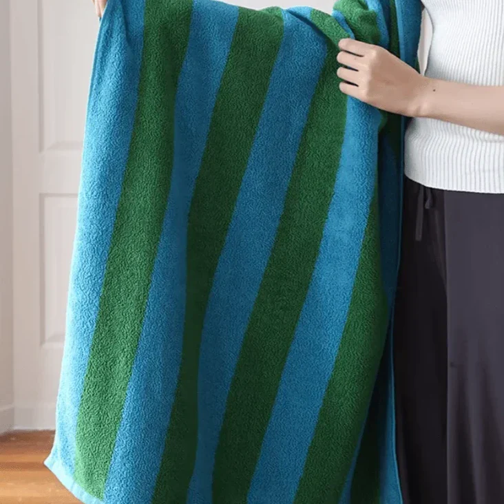 Avelena | Retro Streifen Handtuch (Chunky)