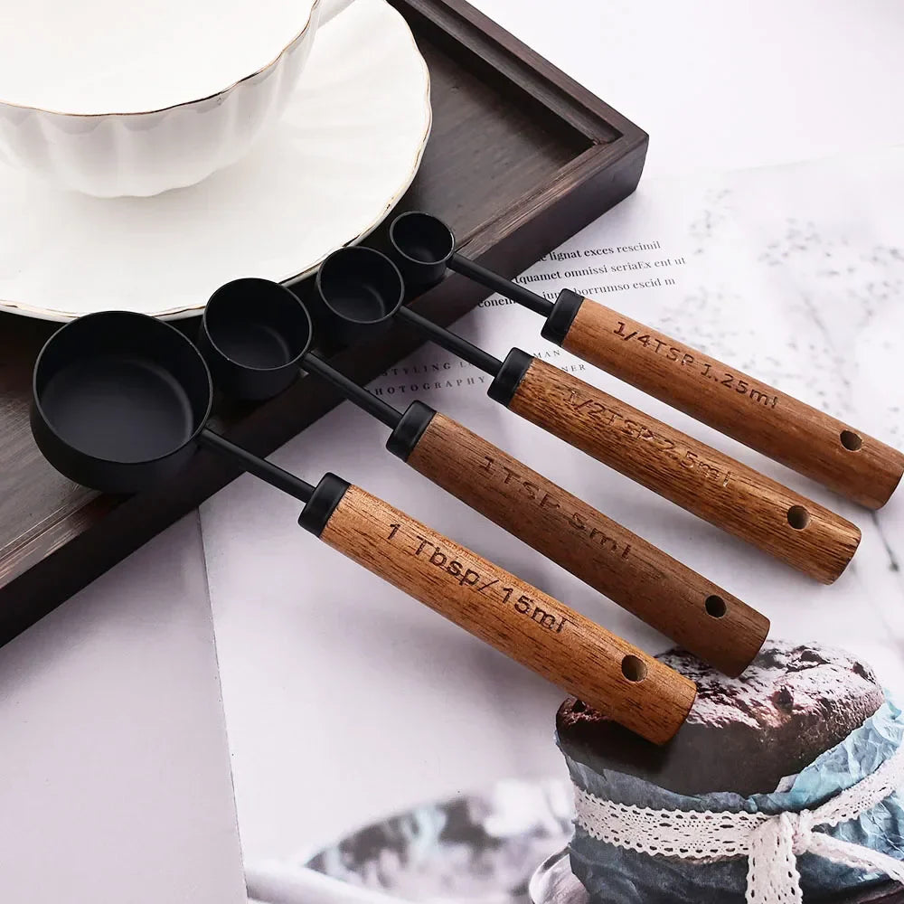 Avelena | Lyra Messbecher & Löffel Set