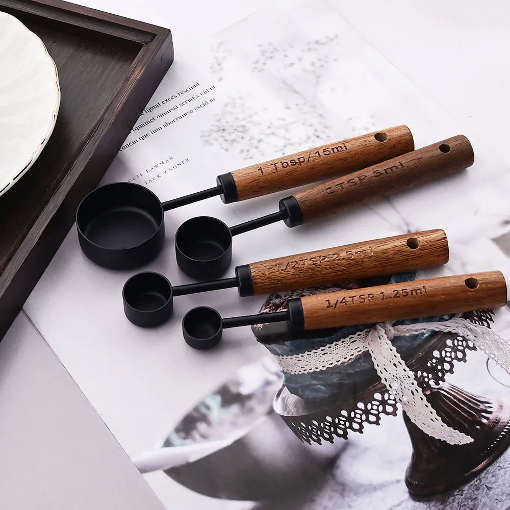 Avelena | Lyra Messbecher & Löffel Set