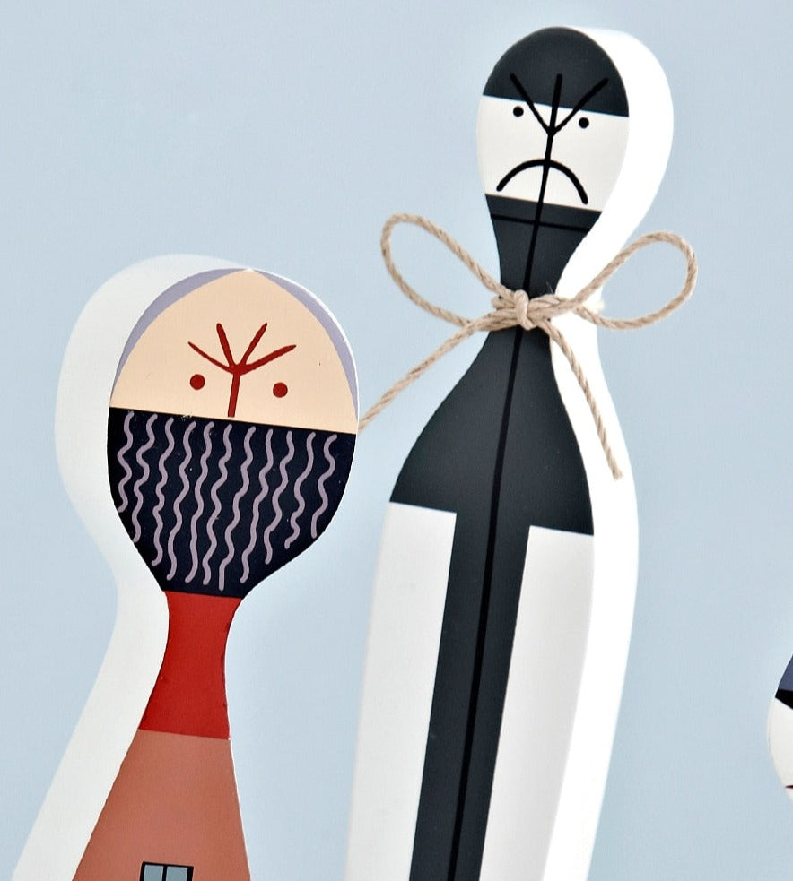 Avelena | Handgefertigte Holzfiguren