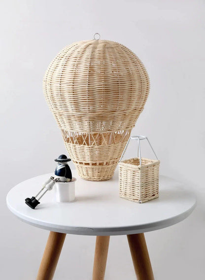 Avelena | Handgefertigtes Rattan Woven Luftballon Mobile Ornament