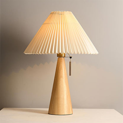 Avelena | AntiqueRadiance – Elegante Holz- und Metalltischlampe