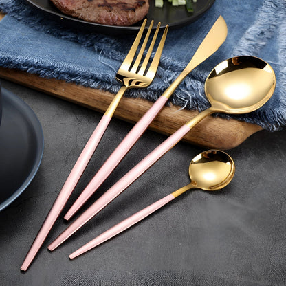 Avelena Gold Besteckset für Stilbewusste: Modernes Design