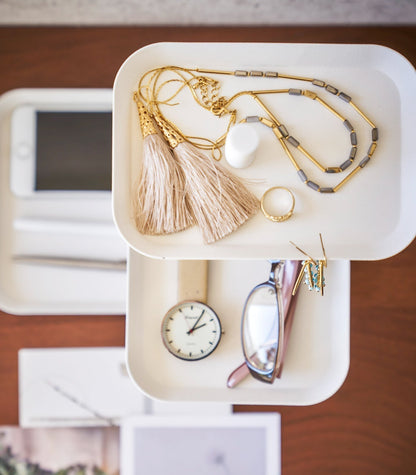 Avelena | Dreistufiges Accessoire-Tablett - Stahl