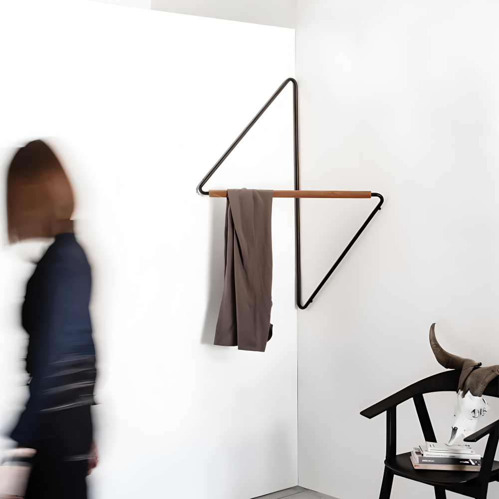 Avelena | Triad Kleiderständer – Geometrischer Multi-Zweck Metall Garderobenständer