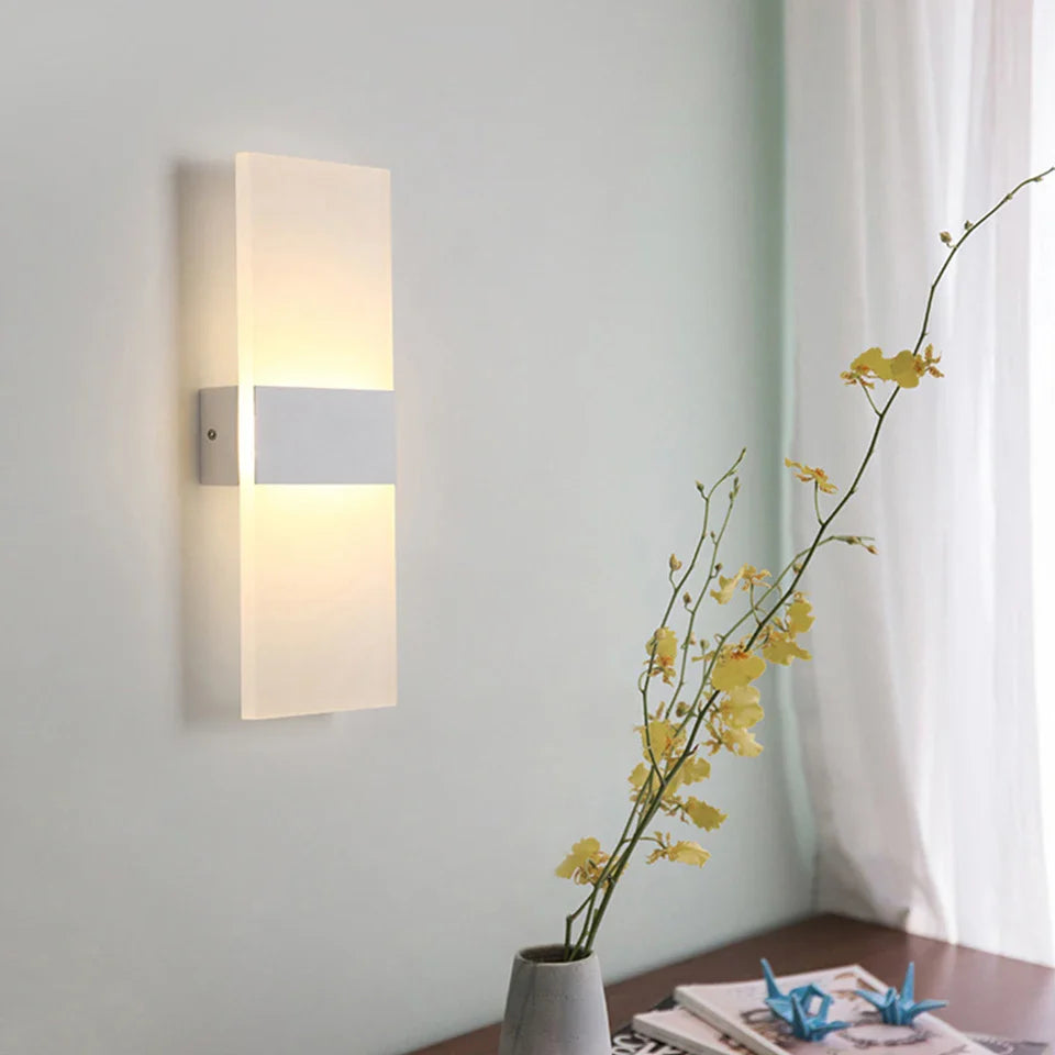 Avelena | Usb Aufladbare Led Wandleuchte mit Berührungssensor