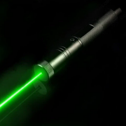 Avelena | RangeLite | Laserpointer – Einstellbarer Strahl und Langstreckenlicht