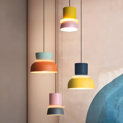Avelena | VividGlow – Bunte Macaron LED Pendelleuchte | Modern, Stilvoll & Energieeffizient