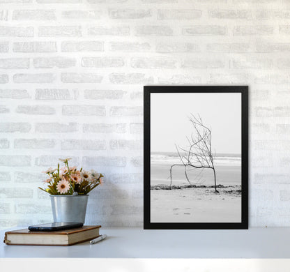 Avelena | Strand Skulptur Fotografie Druck von Victoria Frost