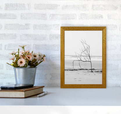 Avelena | Strand Skulptur Fotografie Druck von Victoria Frost