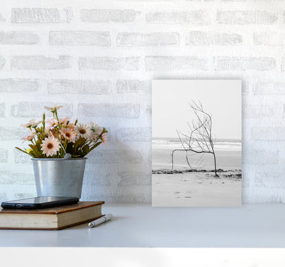 Avelena | Strand Skulptur Fotografie Druck von Victoria Frost