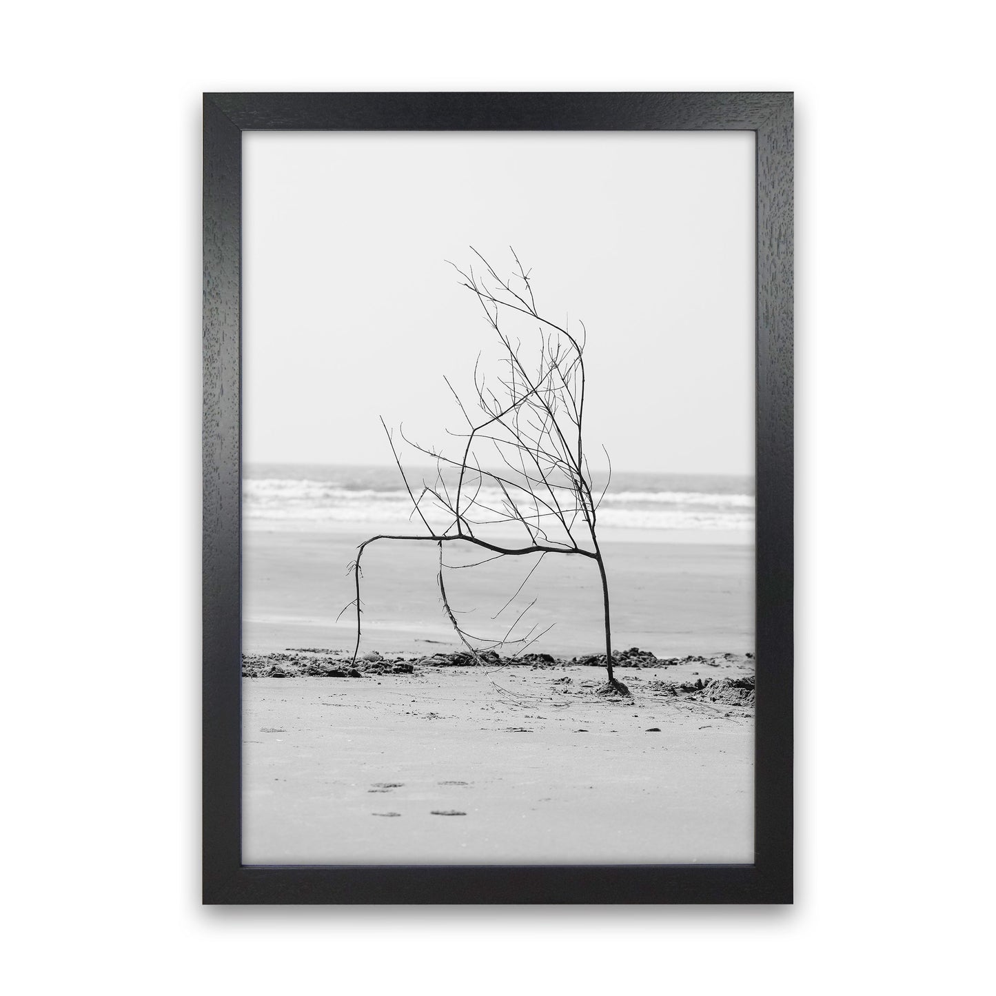 Avelena | Strand Skulptur Fotografie Druck von Victoria Frost