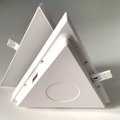 Avelena | Wandbeleuchtung – Dreieckige Farb-Led mit Smd, App und Ir