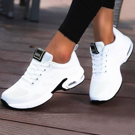 Avelena - Bequeme Sneakers für Damen mit optimaler Dämpfung