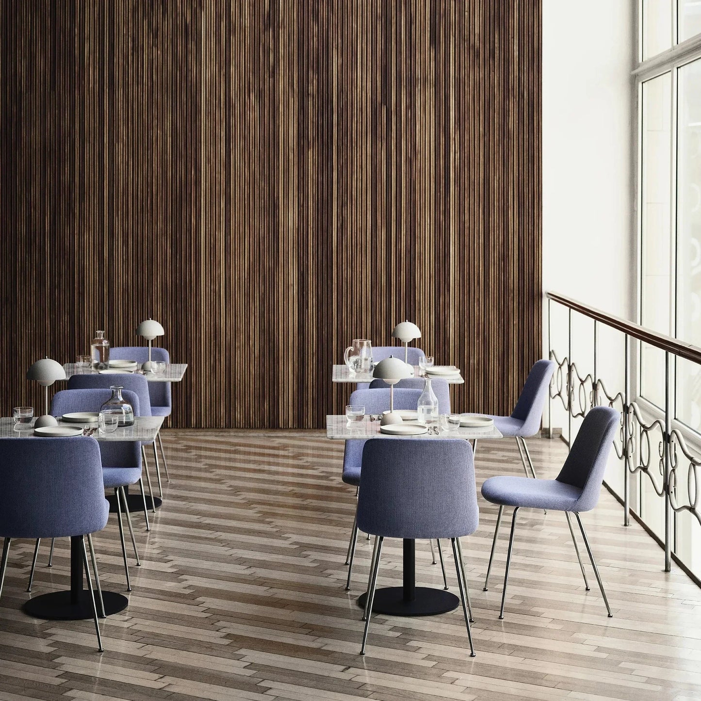 Avelena | Lunarglo | LED-Tischlampe