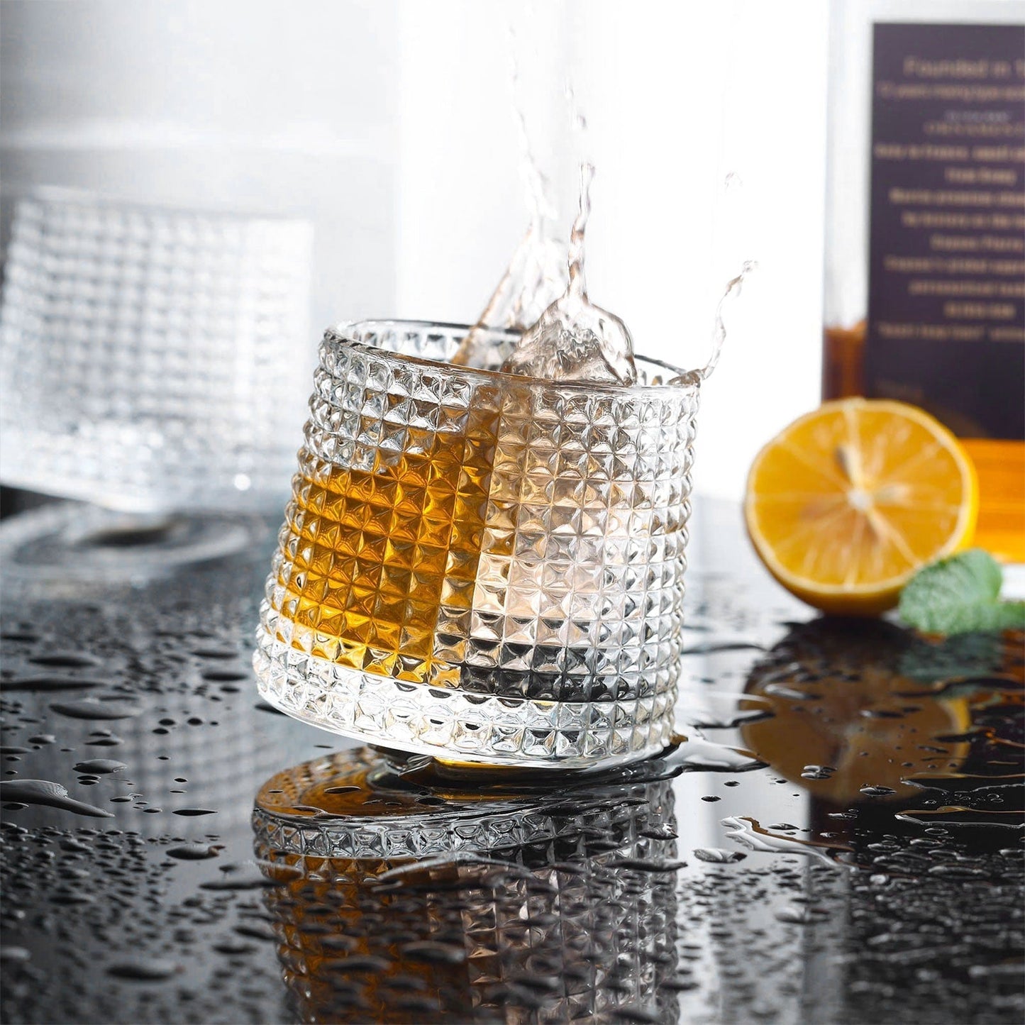 Avelena | Drehbares Whiskey Tumbler Set