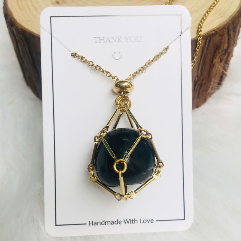 Avelena | Natürliche Kristall-Halskette Iris Edition