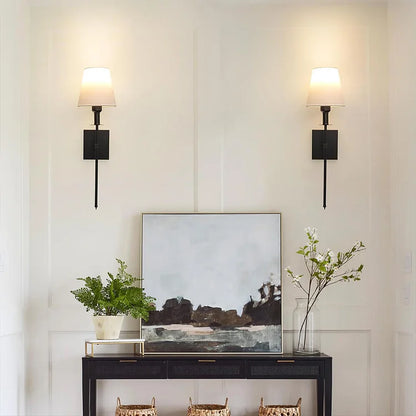 Avelena | Wiederaufladbares kabelloses Wandlicht-Set (2er-Pack) - Batterie-betriebene Innen- und Außenbeleuchtung für Zuhause, Terrasse und Garten