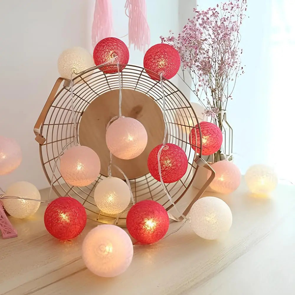 Avelena | Atmosphärische Ball-Lichterketten - LumaBreeze