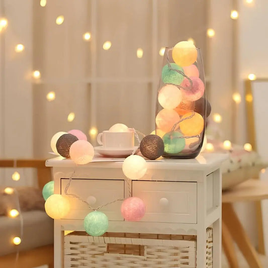 Avelena | Atmosphärische Ball-Lichterketten - LumaBreeze