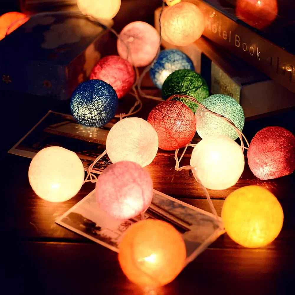 Avelena | Atmosphärische Ball-Lichterketten - LumaBreeze