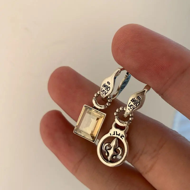 Avelena | 925 Silber Lava Stud Ohrringe: Ausdrucksvolle Persönlichkeit Schmuck