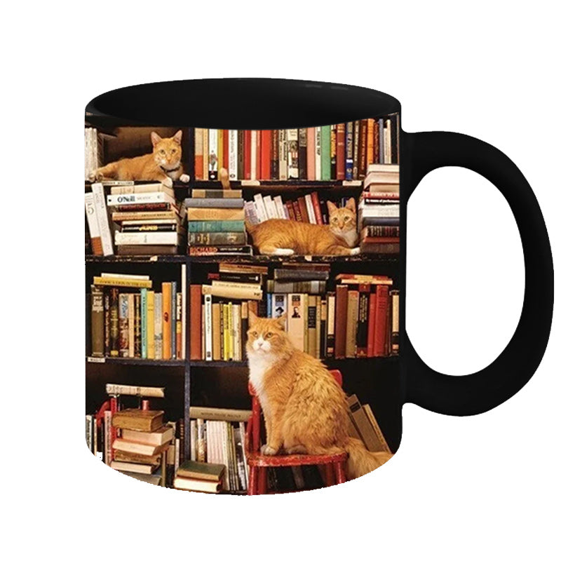 Avelena | Bücherregal Keramikkaffeebecher - Geschenk für Katzenbuchliebhaber